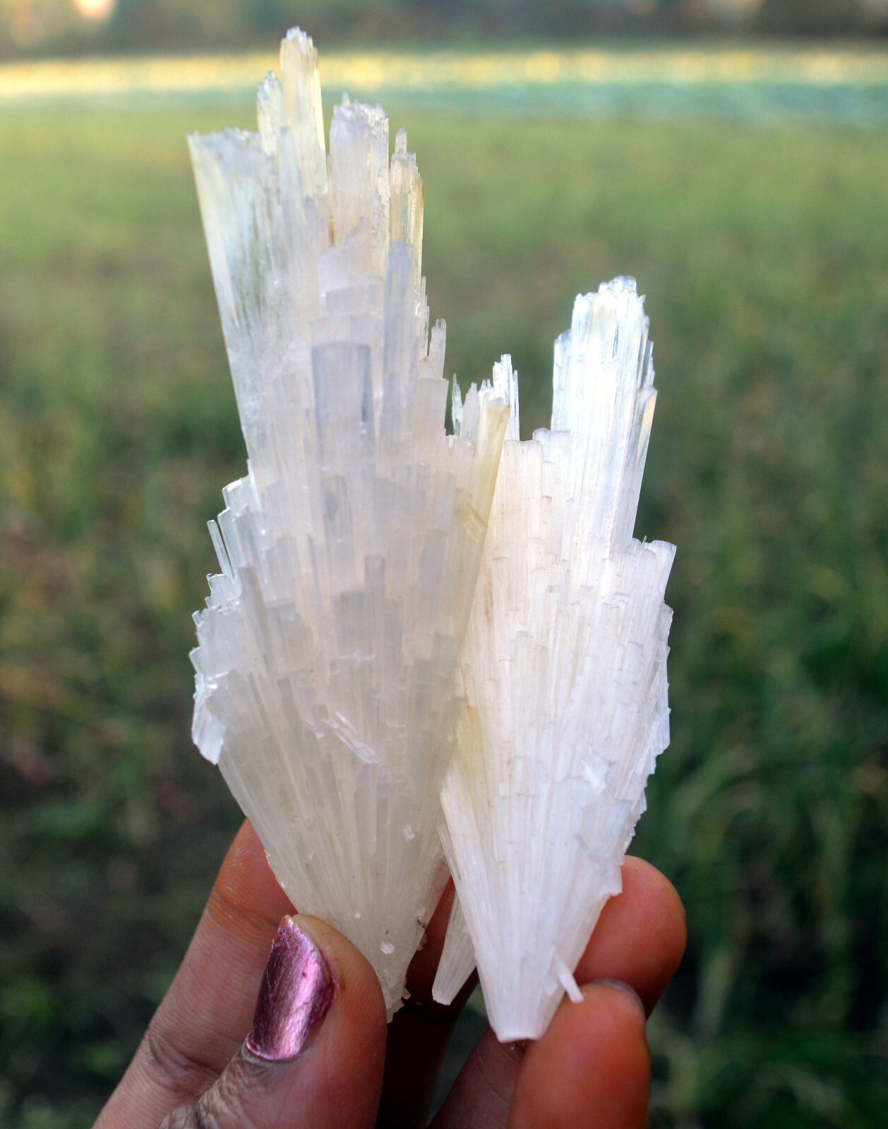 scolecite spray formation minerals specimen a-4