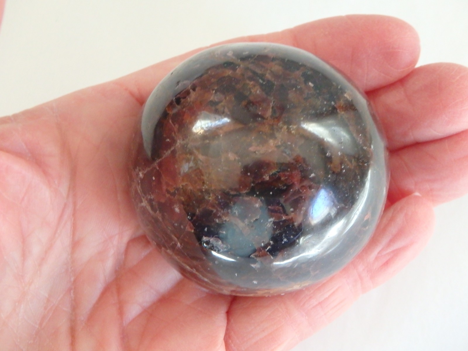 Crystal❤️✨Red Star Garnet ❤️✨$48 Sphere Polished 214.1 grams Deep Red