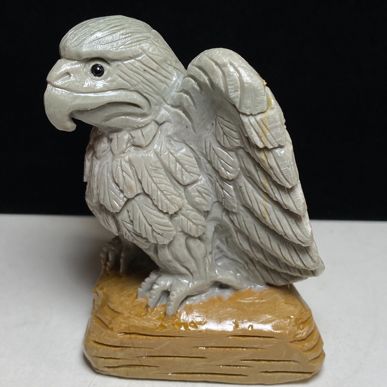 Natural Crystal Quartz Mineral Specimen Songhua Stone Handcarved Eagle Gift