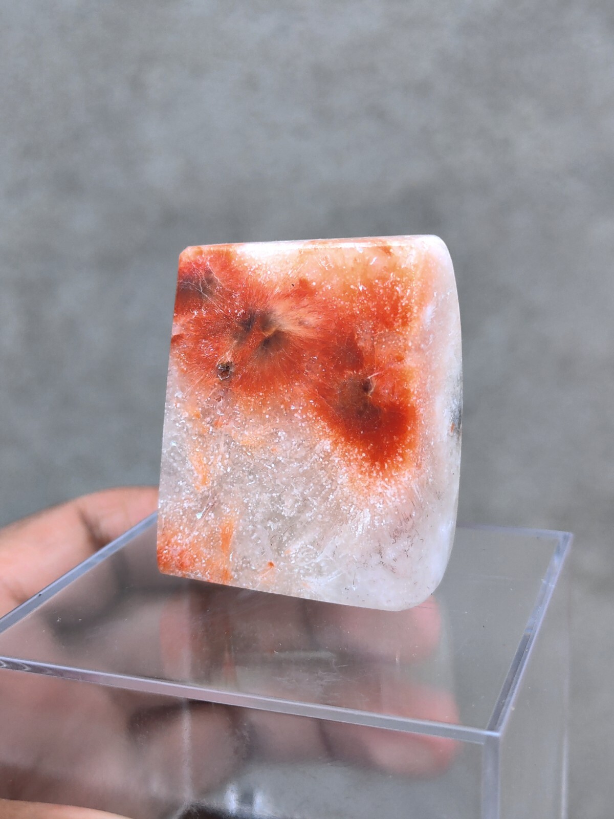 Sun Flower in Quartz. Polished Red Scolecite in Quartz home decoration Mineral.