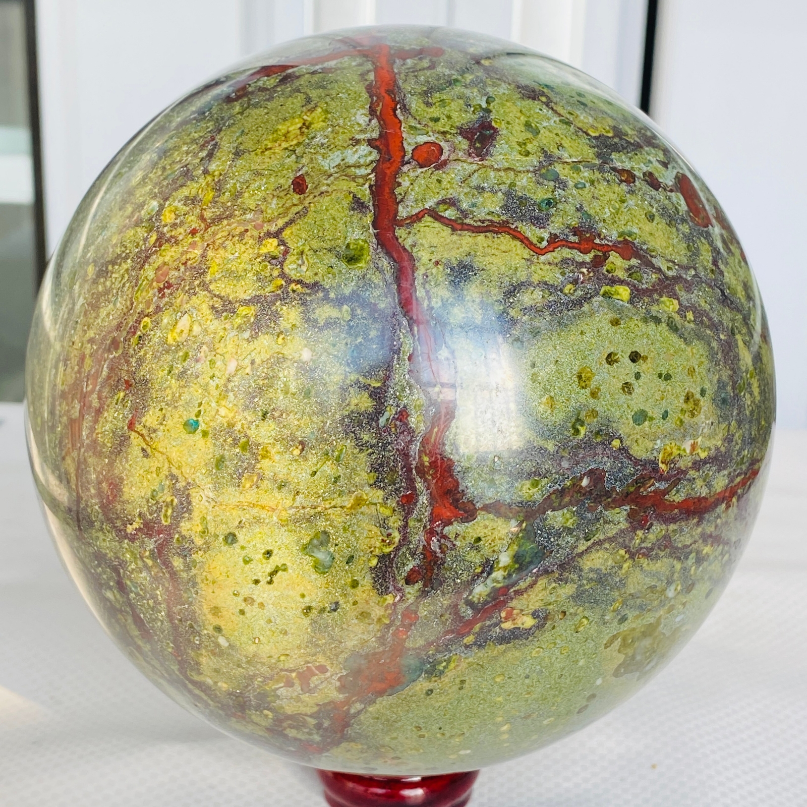 Natural dragon blood stone quartz sphere crystal ball reiki healing 4040G