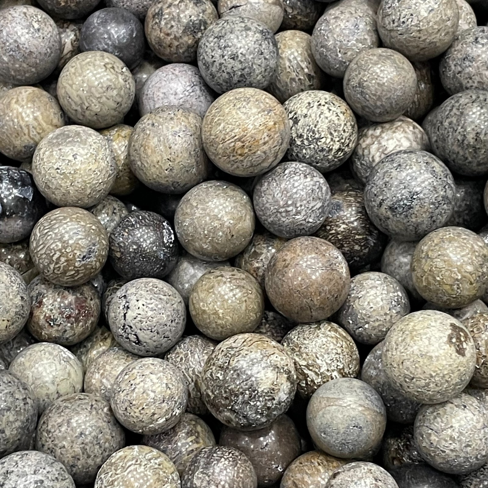 40pcs Awesome! Beautiful stone polished Ball Sphere collection Madagascar21-26mm