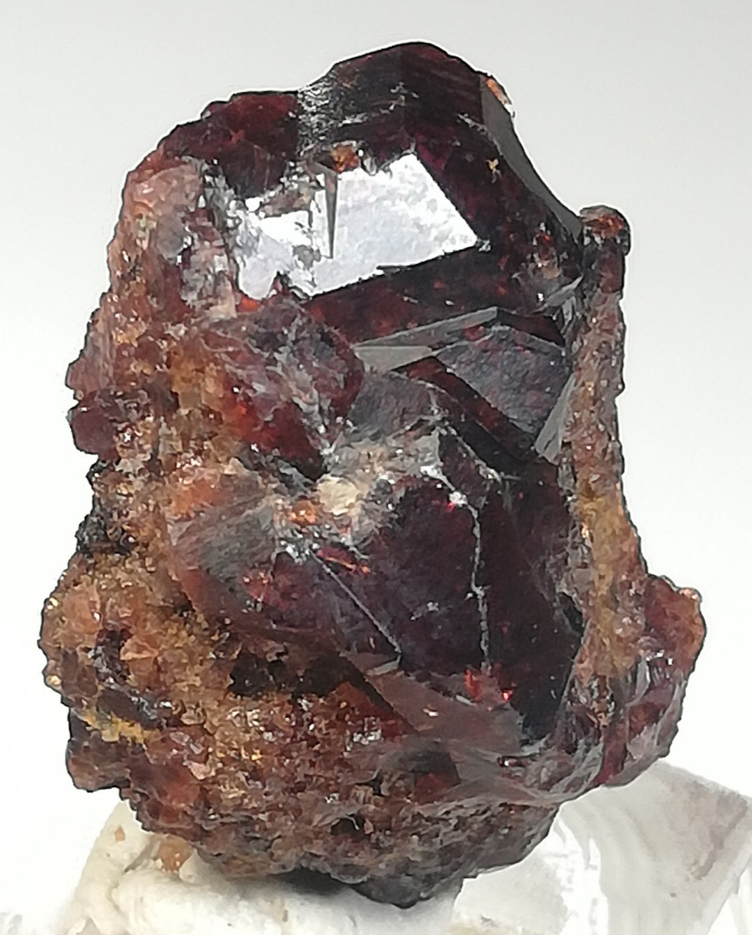 44 CARATS NATURAL RED GARNET CRYSTALS CLUSTER FROM PAKISTAN, (Ag-71),