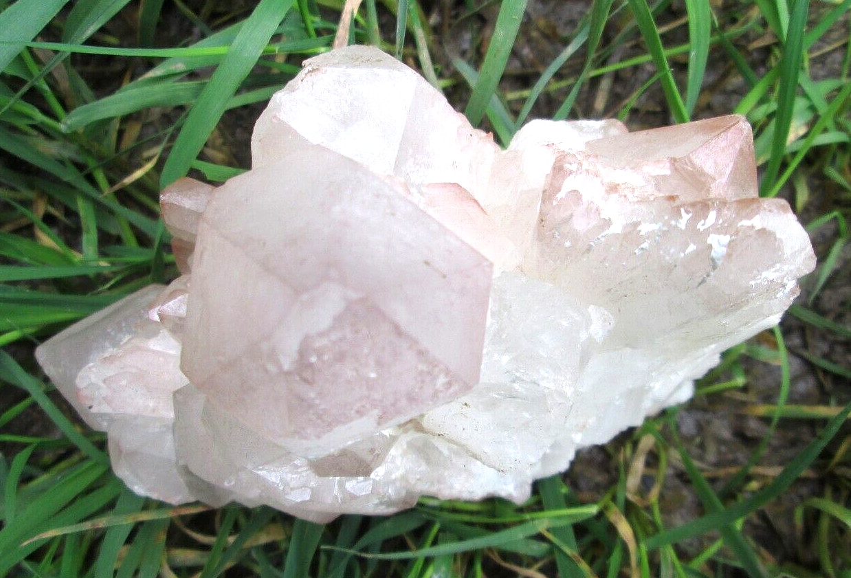 Natural Candle Quartz Cluster – 10x 8x 5cms 389.41g