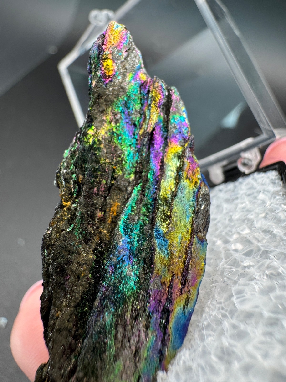 6783 GORGEOUS Rainbow Hematite Minas Gerais, Brazil 1991 Find