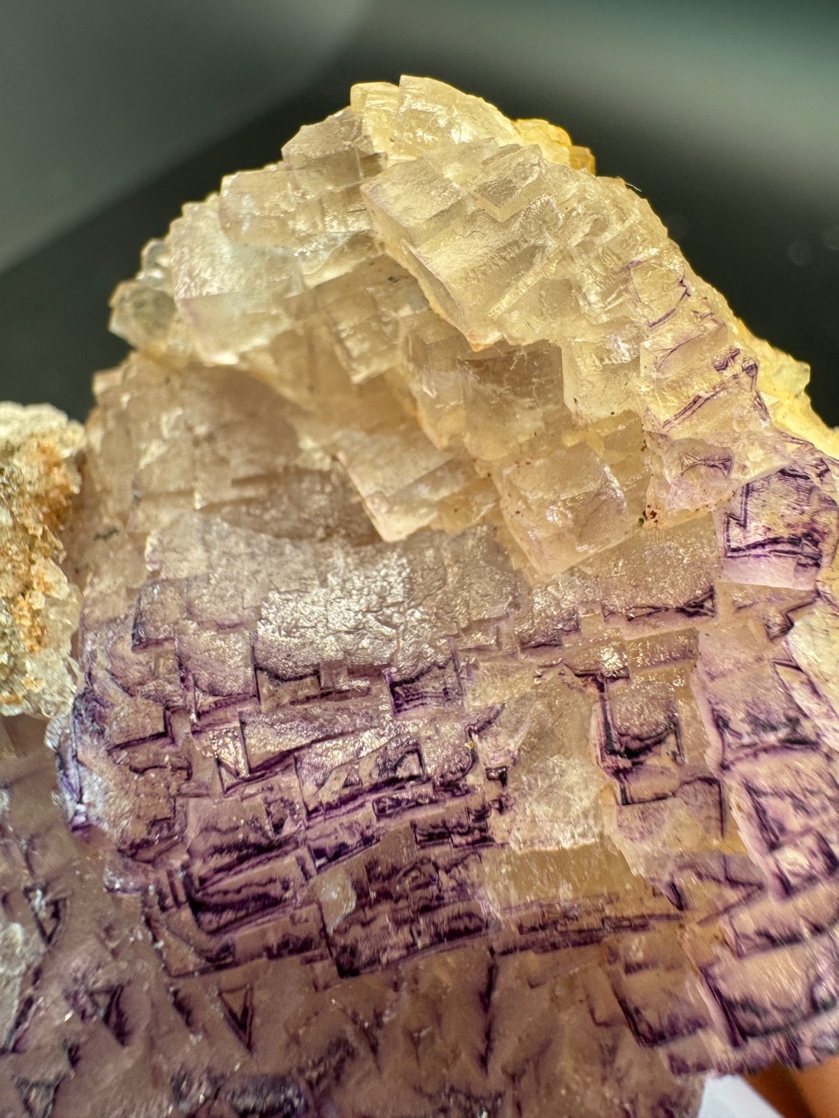 6494 NEW Database Fluorite Purple Triangle Yun Nan 125g