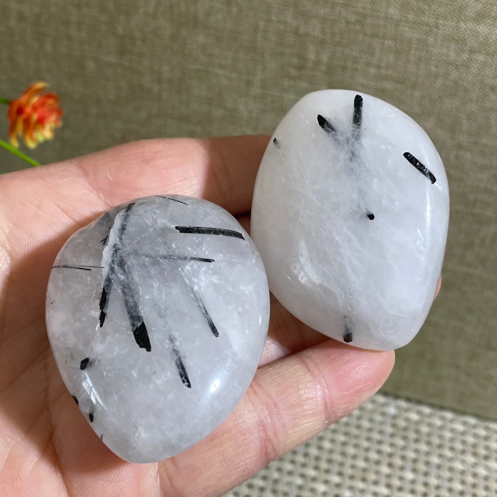 2pcs 146g Transparent quartz with black tourmaline and palm stone