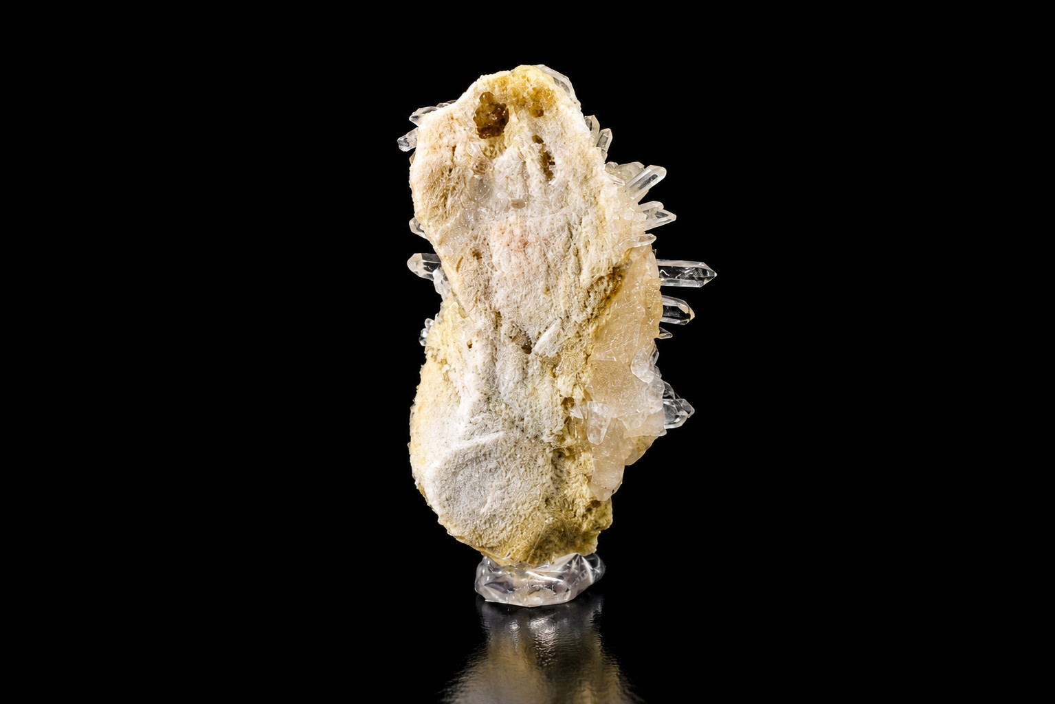 Natural Quartz 270g 12X7X6cm Specimen India
