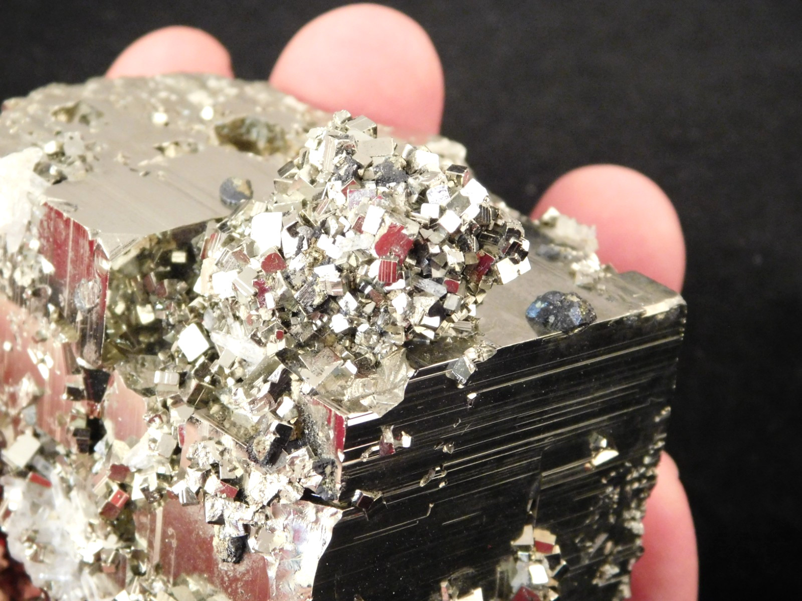 wOw BIG! AAA Pyrite CUBE Cluster 100% Natural Peru 825gr