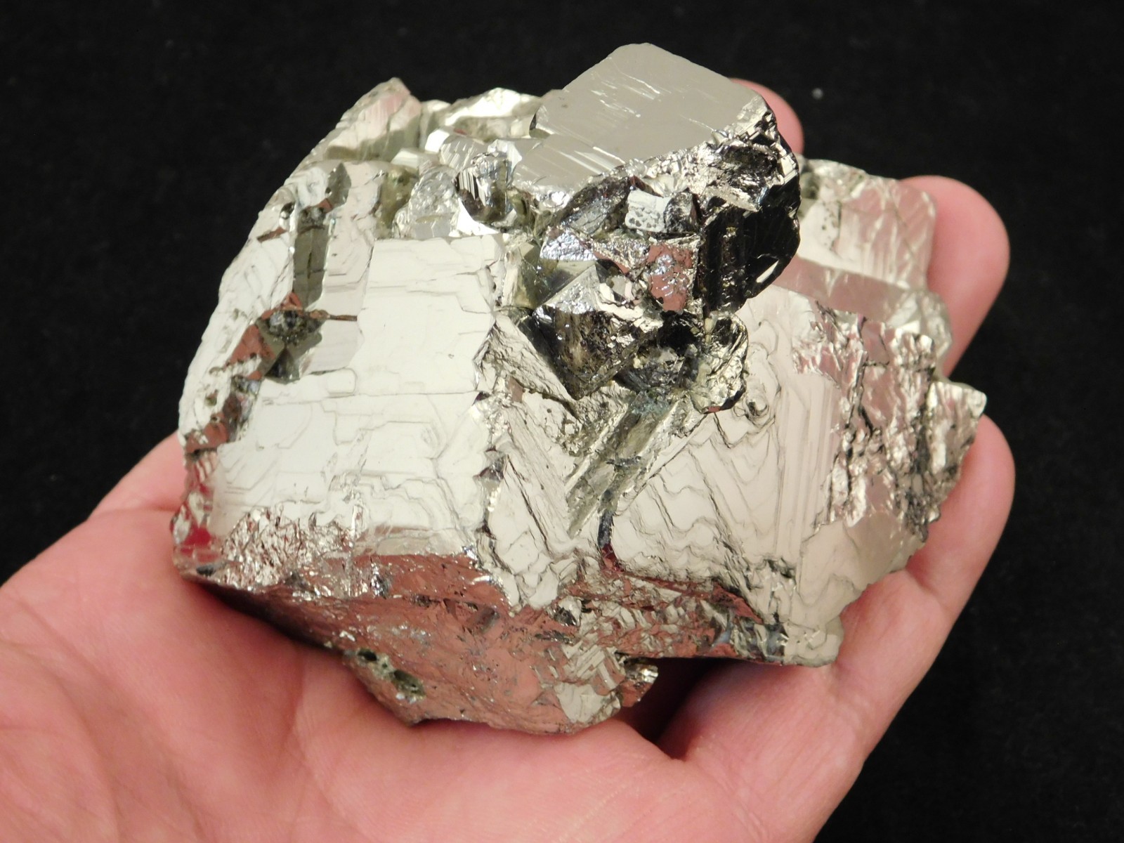 BIG! Stepped PYRITE Crystal CUBE Cluster Nice and 100% Natural Peru 631gr