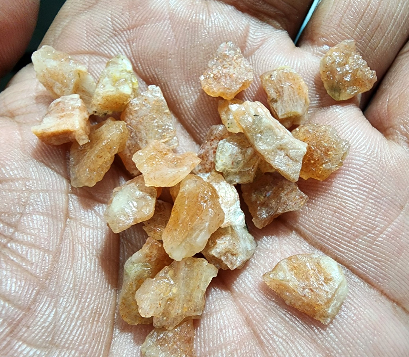 Beautiful Sunstone Rough Gemstones 25 Pcs 7-15mm Natural Beads DIY Jewelry Craft