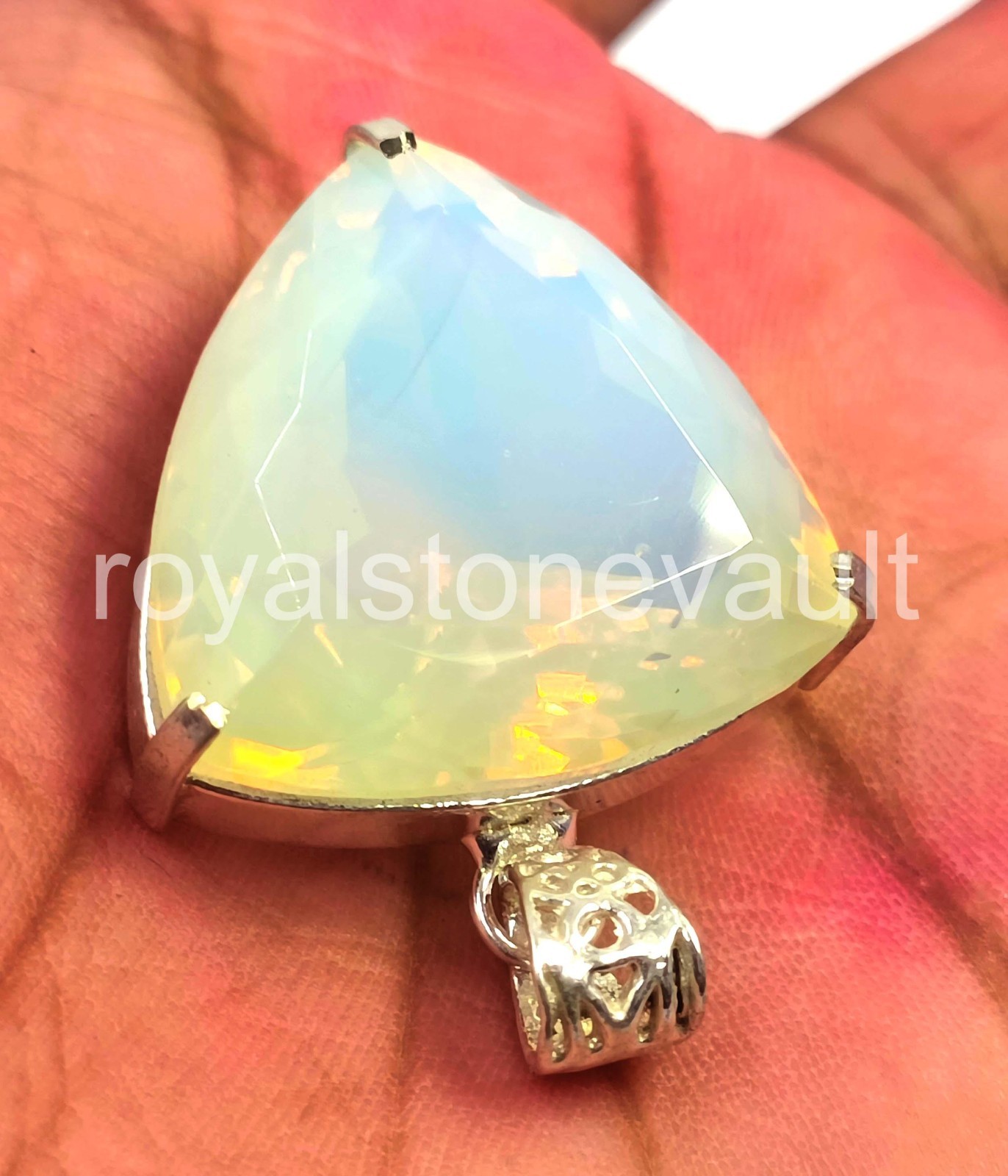 95.5 Ct Natural White Opal Pendant Trillion 925 Silver Free Chain IGL Gems 6FHQ
