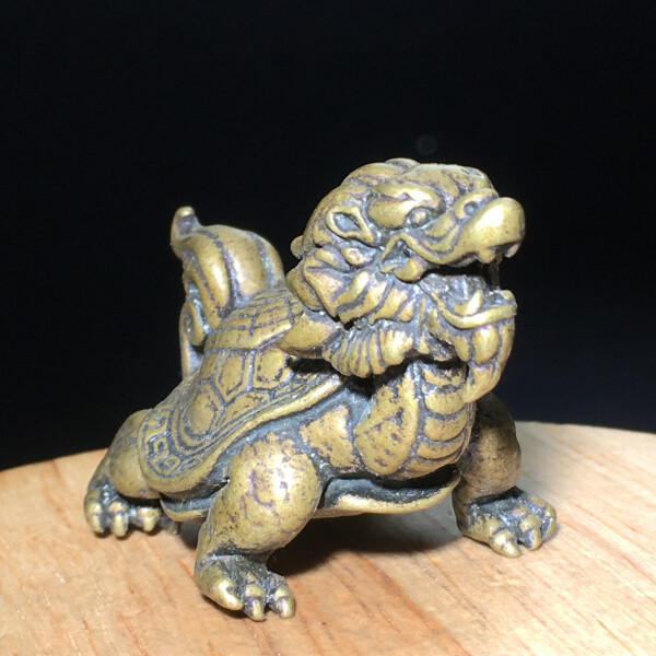 103g Ancient Chinese Handcrafted.Brass Exquisite. Dragon turtle sculpture.gift