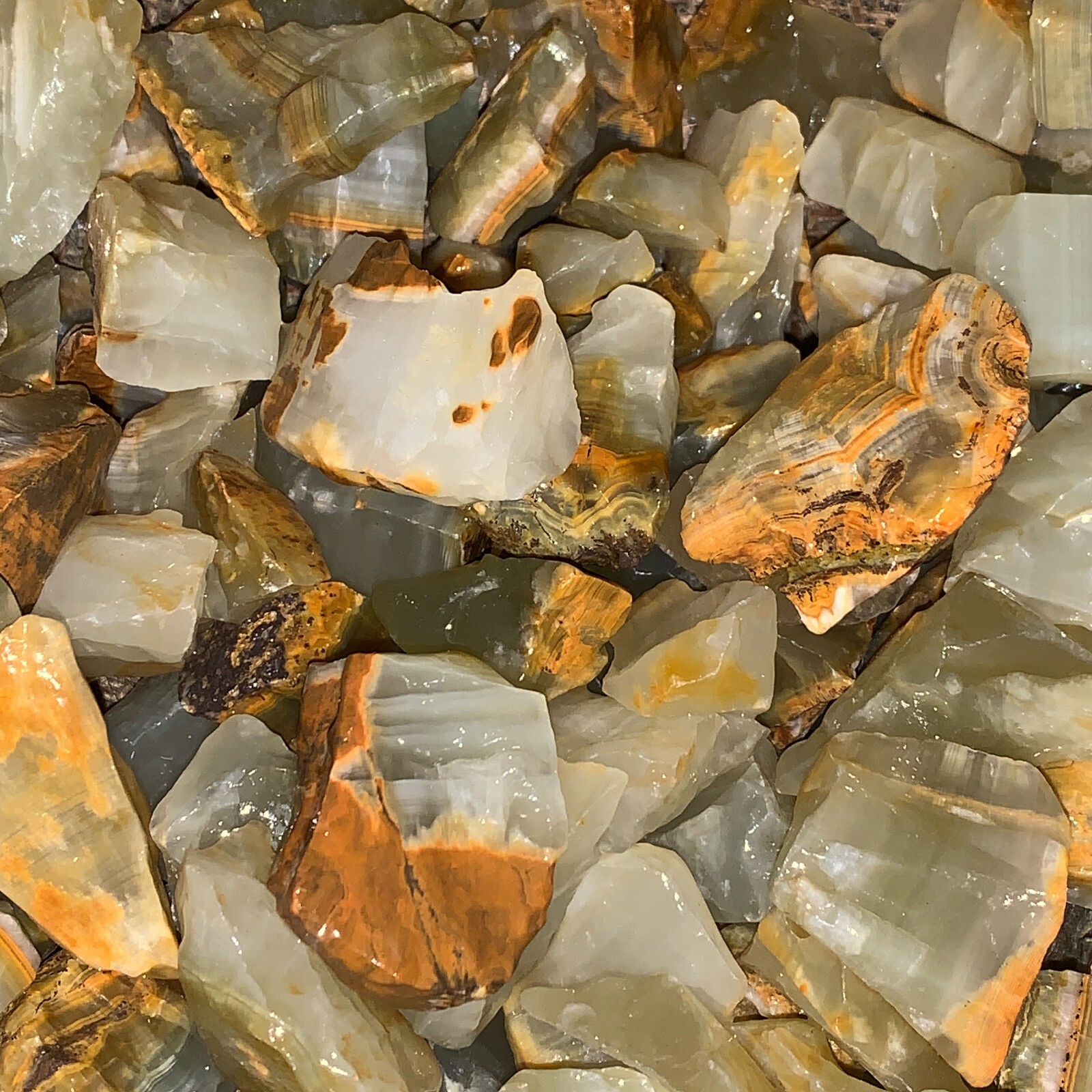 3000 Carat Lots of Green Onyx Rough – Plus a Very Nice FREE Faceted Gemstone