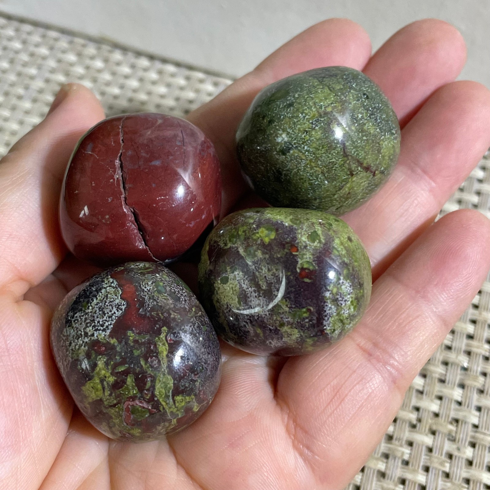 122g Raw Natural dragon blood stone Jasper Rough polished Crystal gemstone
