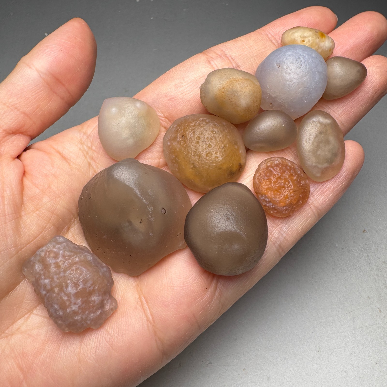 12-Piece Unique Alxa Gobi Desert Candy Agate “Sand-Bag” Healing Crystal #6585