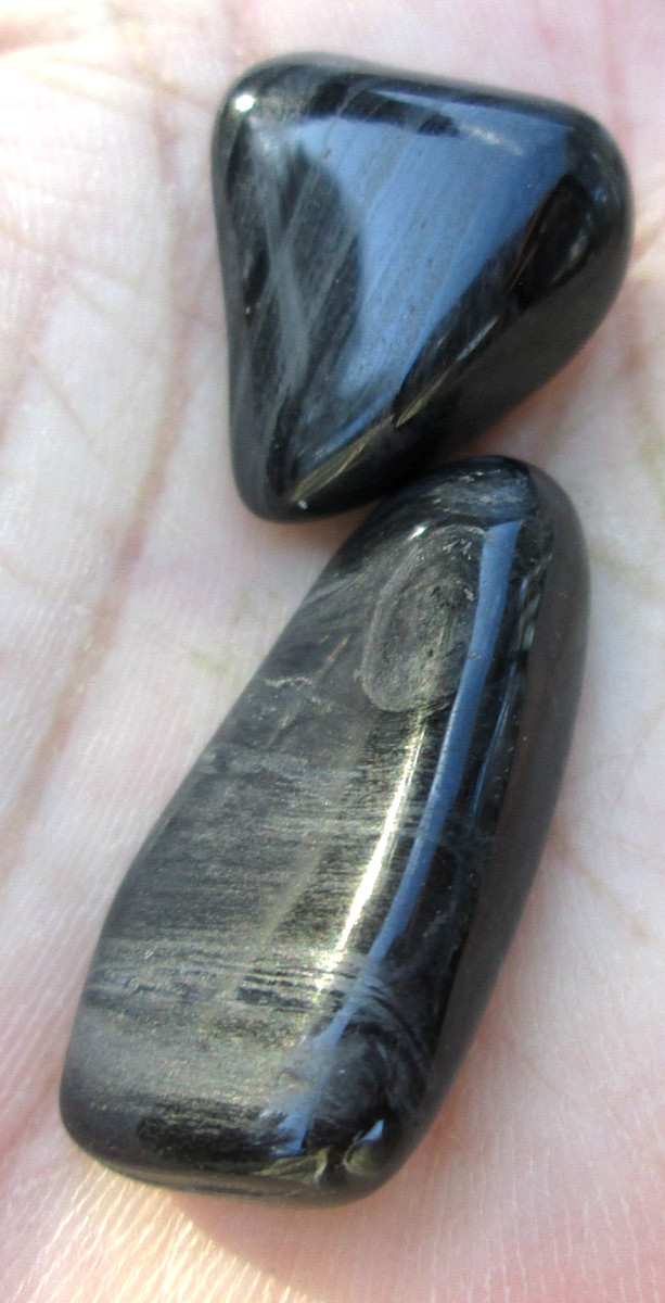 Ancestralite x 2 pieces – 2.7 x 1.2 cms 5.85g 1.9 x 1.6 cms 3.74g