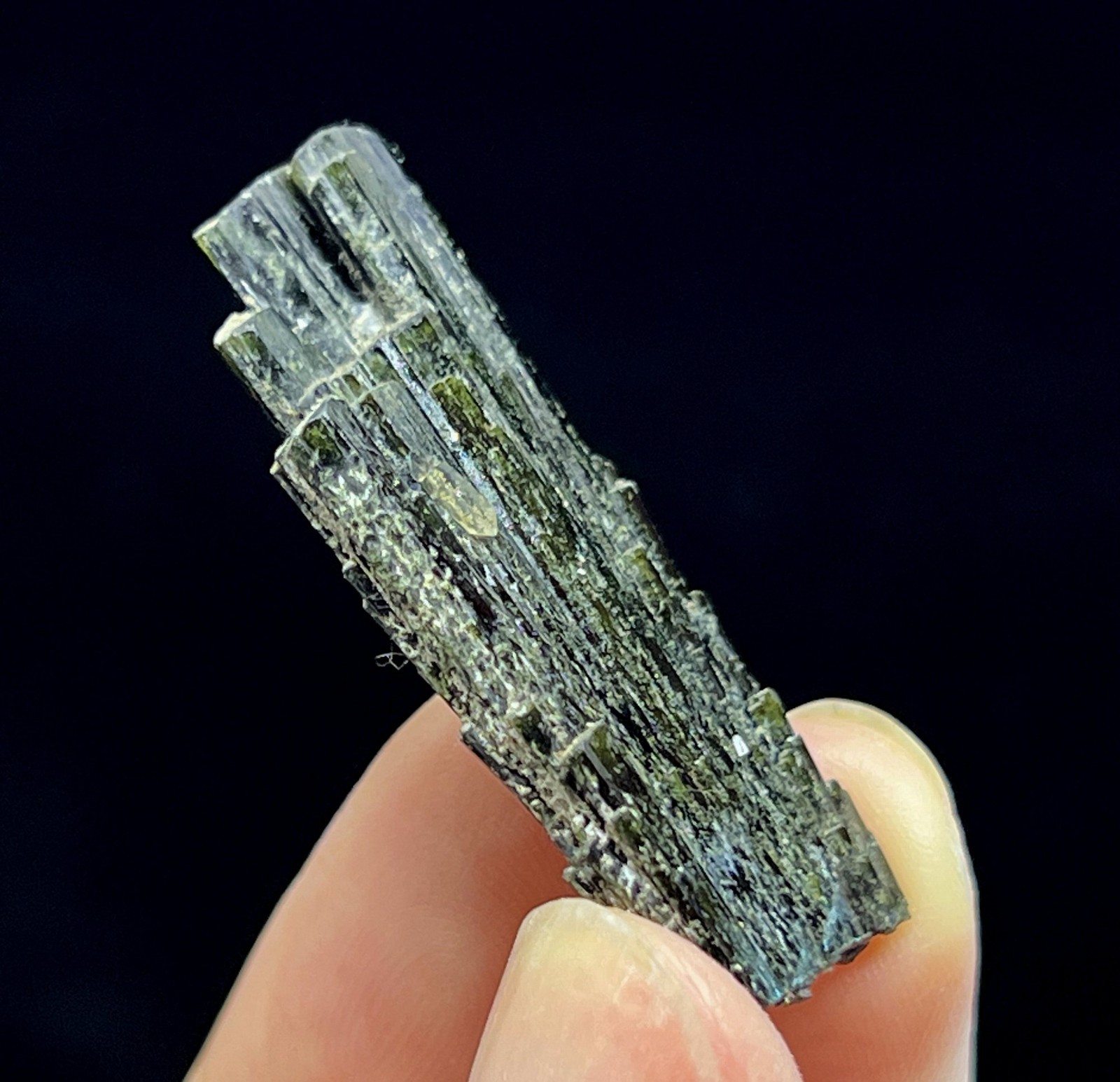 37mm Quartz on Bright Lustrous Hedenbergite from Inner Mongolia, Natural Mineral