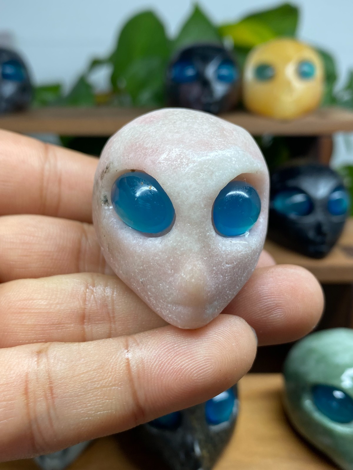 1pc Natural Mixed Quartz Crystal hand Carved Aliens skull reiki healing gift