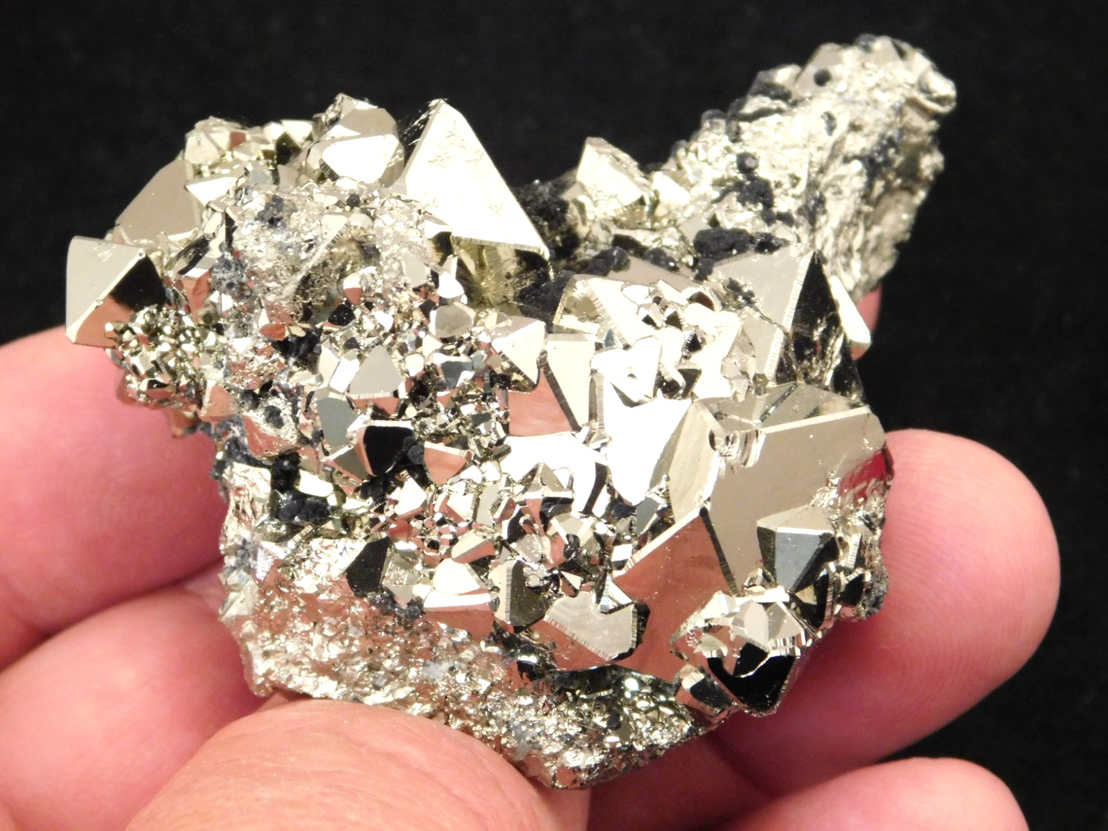 PYRAMID Shaped Crystals Tetrahedron PYRITE Crystal Cluster Sphalerite Peru 162gr