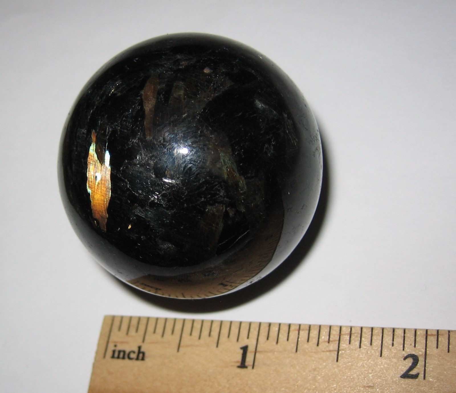 41mm POLISHED RARE! AUTHENTIC NUUMMITE STONE SPHERE FROM GREENLAND 108.8grams *A
