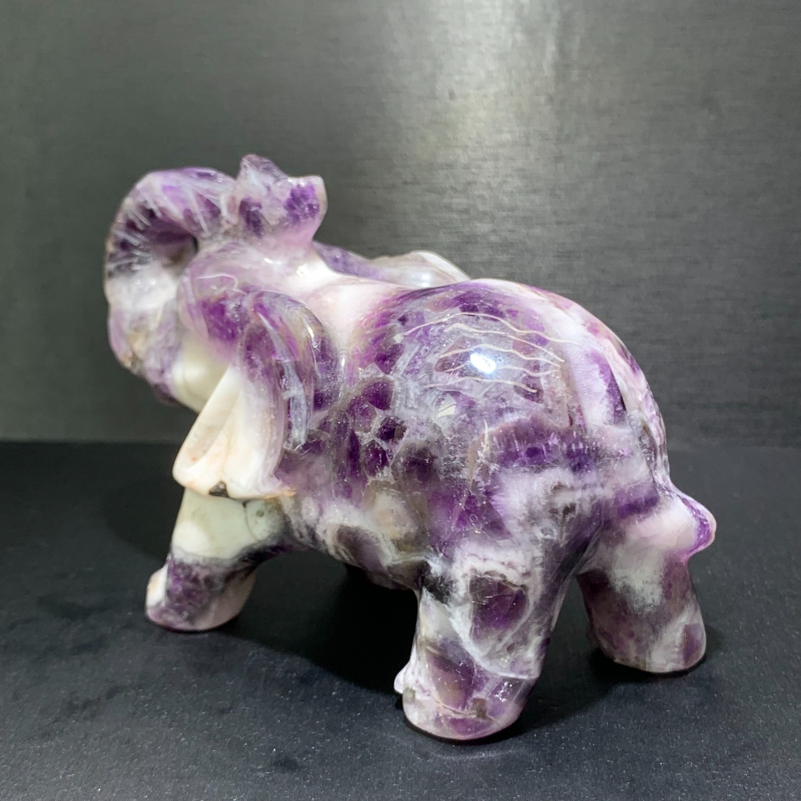 270g Natural Dream Amethyst Elephant Statue Crystal Reiki Carving Decor