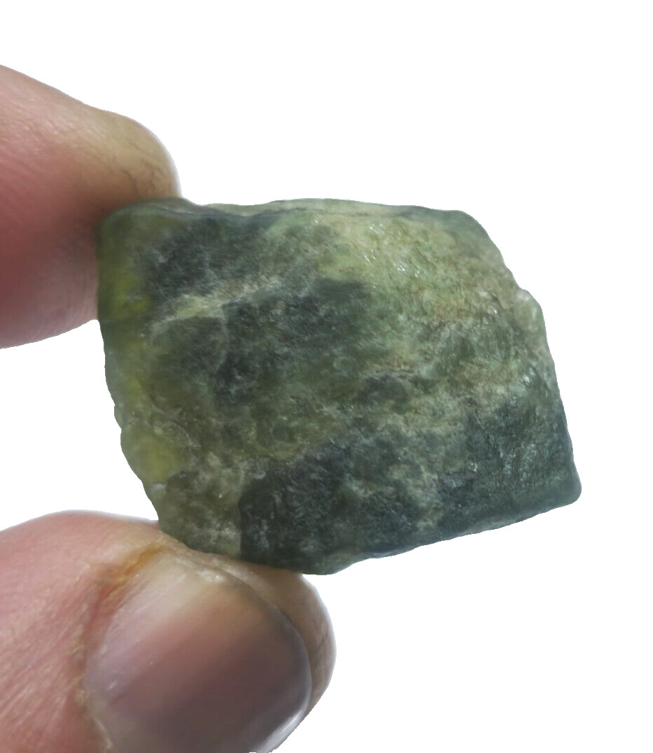 Rare Excellent Tsavorite Green Garnet Rough 77.90 Crt Loose Gemstone For Jewelry