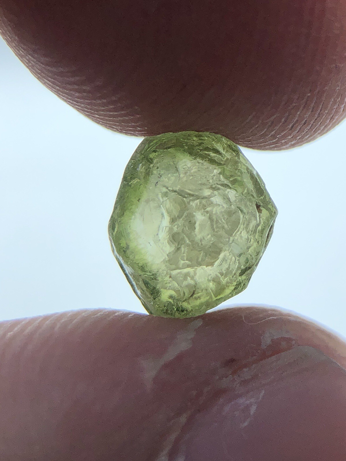 Facet Rough Tourmaline From Afghanistan. 4 Ct Clarity Eye Clean C-axis Open.