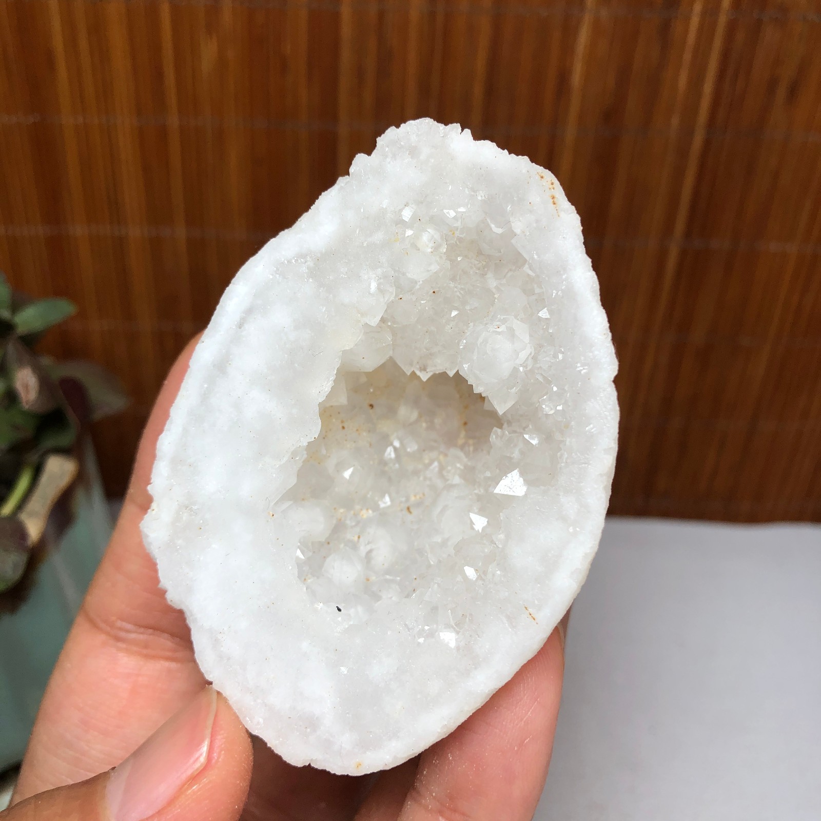 Natural agate Raw cut Crystal Geode rough original Specimens 87g A1793