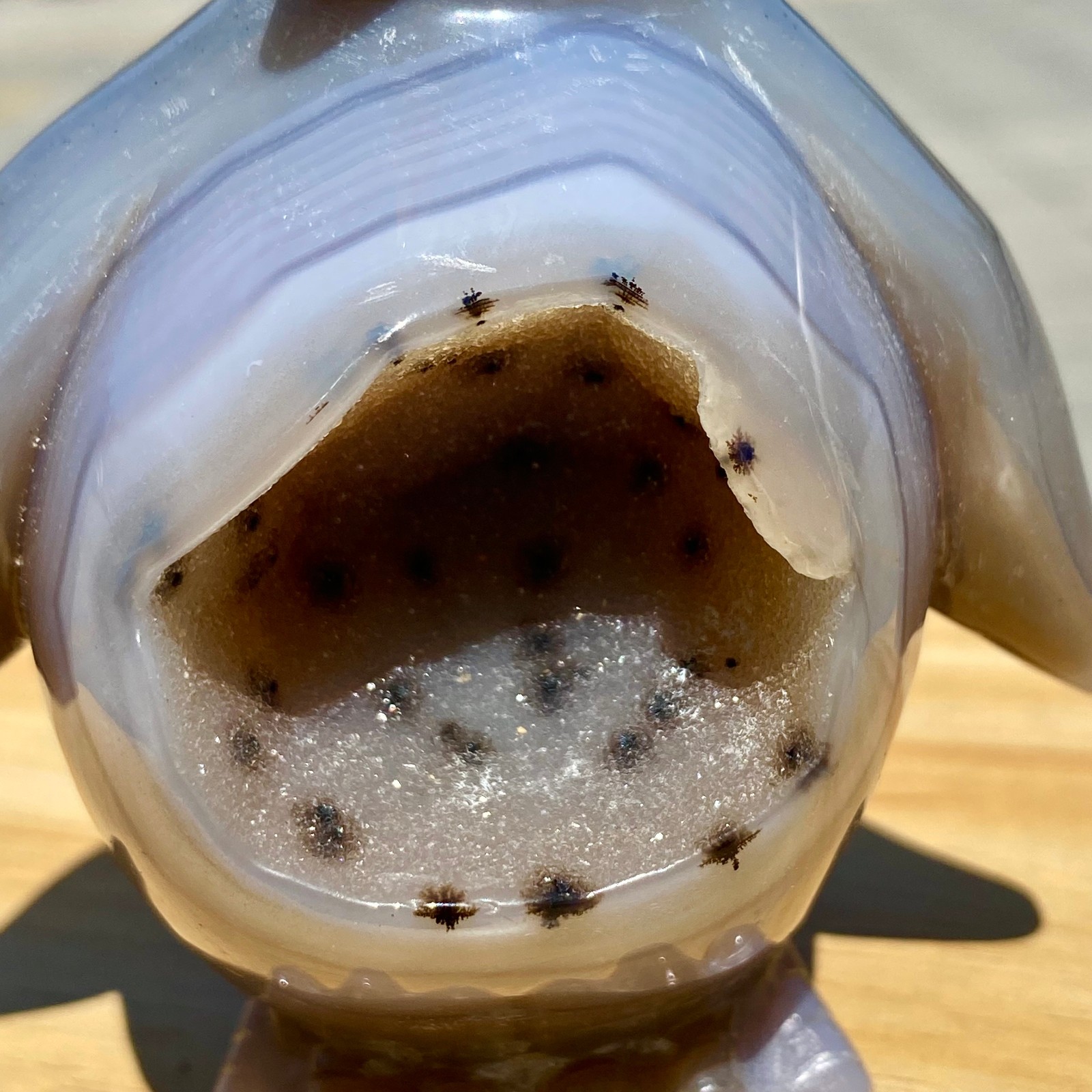 420G Natural Agate Hand Carved Penguin Figurine, Cute Crystal Animal Statue