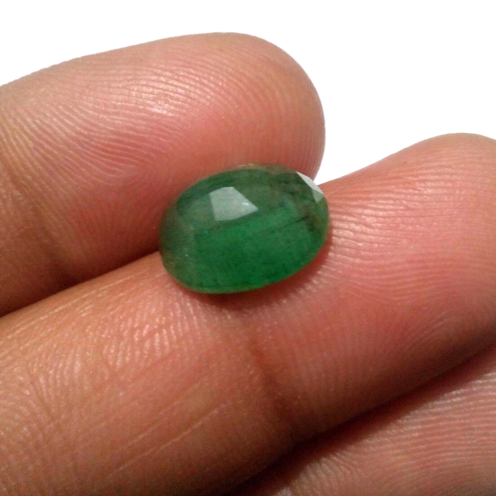 100% Natural Zambian Emerald Oval Shape 5.85 Crt Green Faceted Loose Gemstone