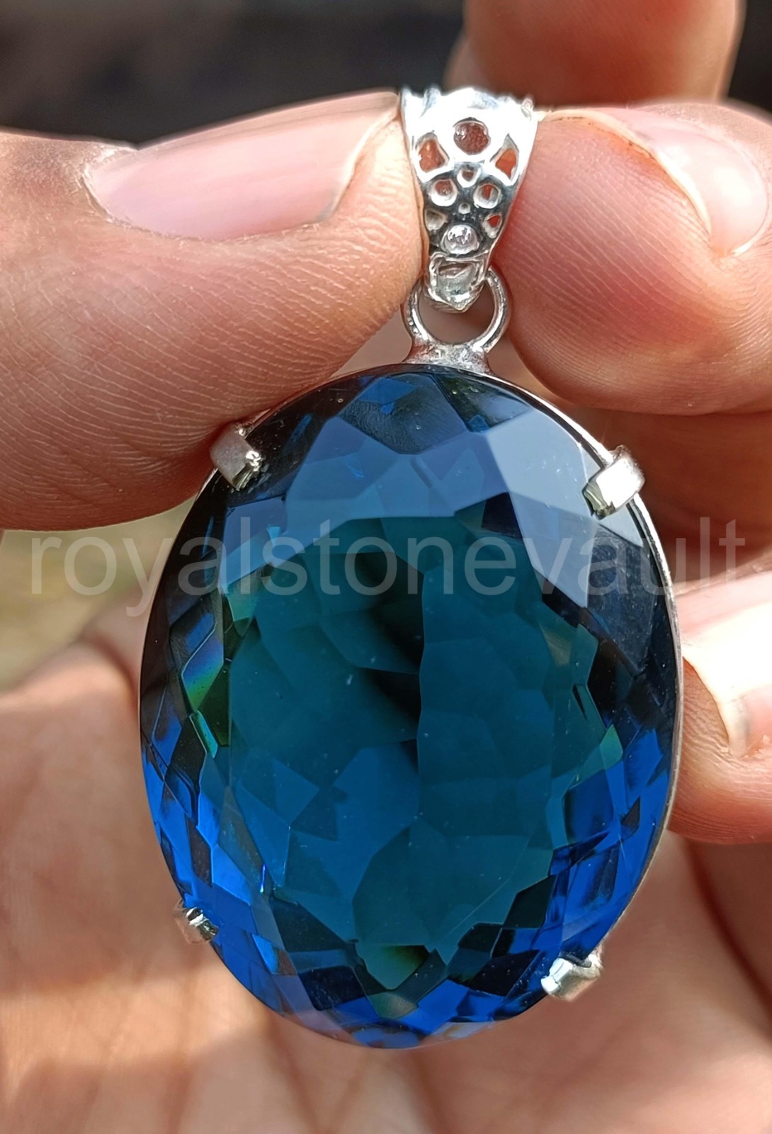 110.00 Ct Natural Tourmaline Oval Shape Pendant 925 Silver Free Chain IGL 6FHM