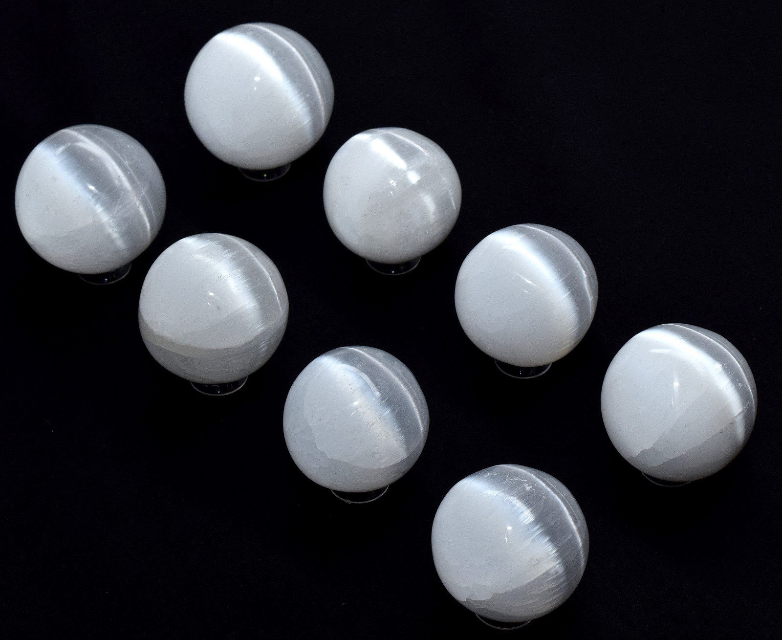 44mm White Selenite Cat’s Eye Satin Spar Crystal Mineral Sphere Ball Morocco 1PC