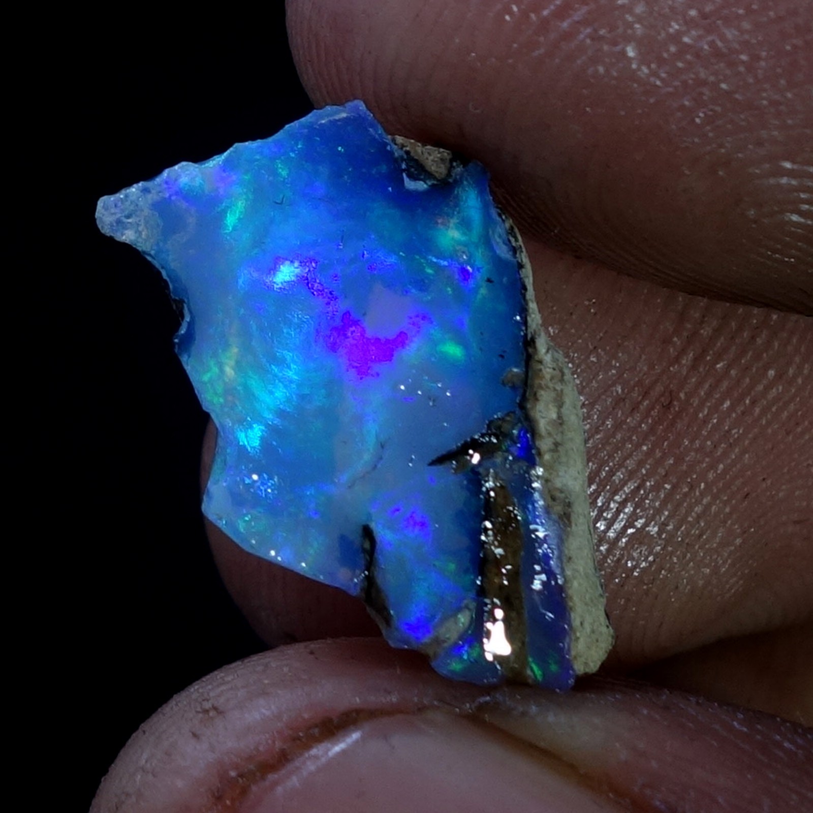 AA+ Ethiopian Dry Opal Rough Entreated Welo Opal Multi Fire Color Flash 06.50Cts