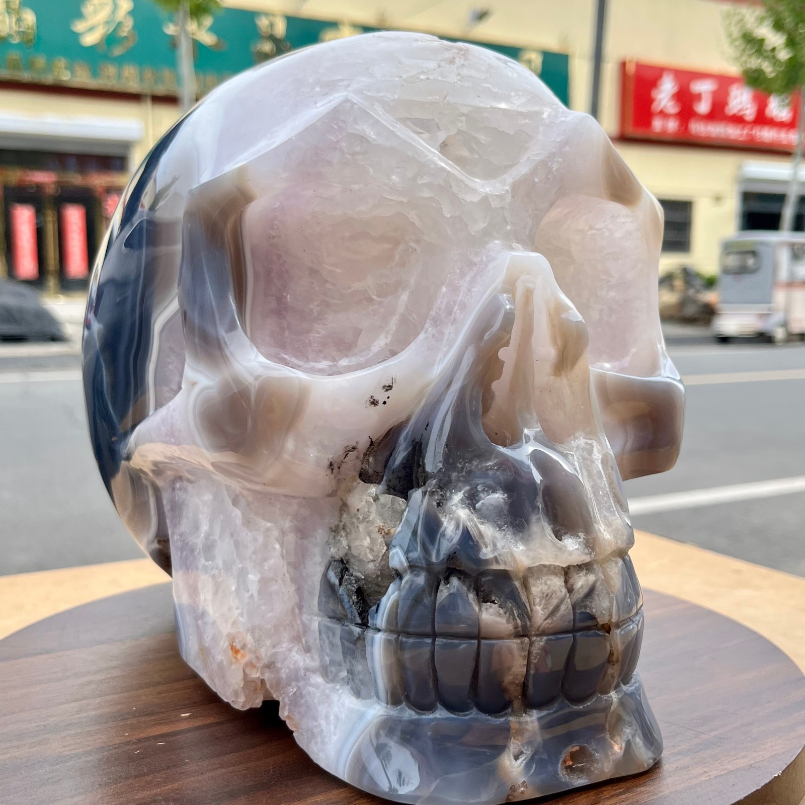 Polished Agate Crystal Skull Carving Natural Stone Head Sculpture Gothic 31.9 lb