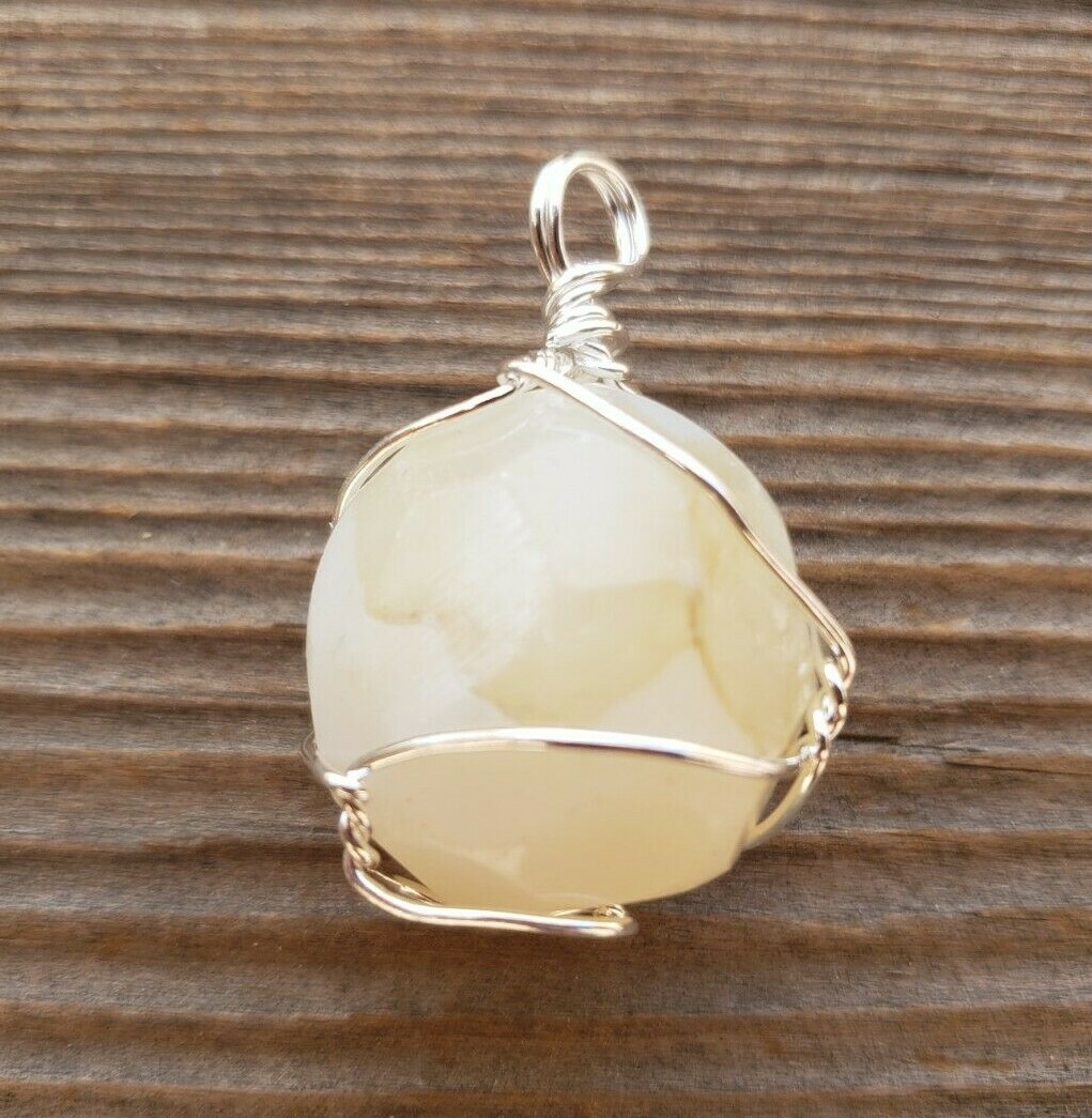 LIGHT YELLOW AGATE WIRE CAGE WRAPPED TUMBLED STONE PENDANT GEMSTONE