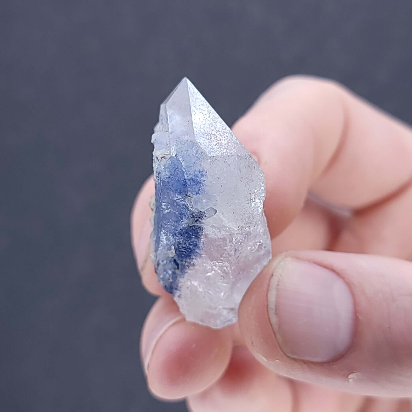 Dumortierite in Quartz. 16g
