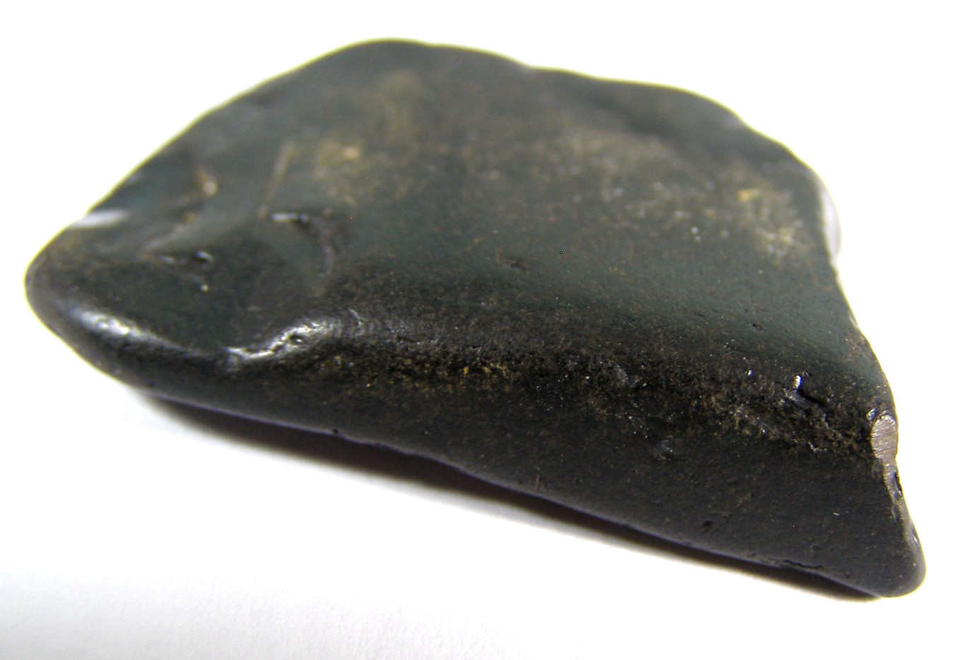NATURAL WHITBY JET – GRIEF, PROTECTION – 3.8 x 2.6 cms 5.48 gms #A