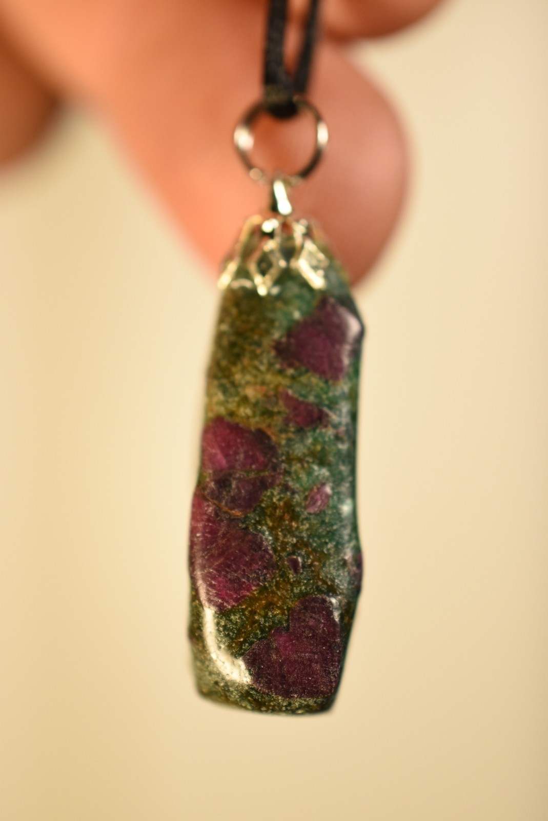*RUBY FUCHSITE* Pendant 3.5cm 8.5g +Cord Natural Stone Australian Made