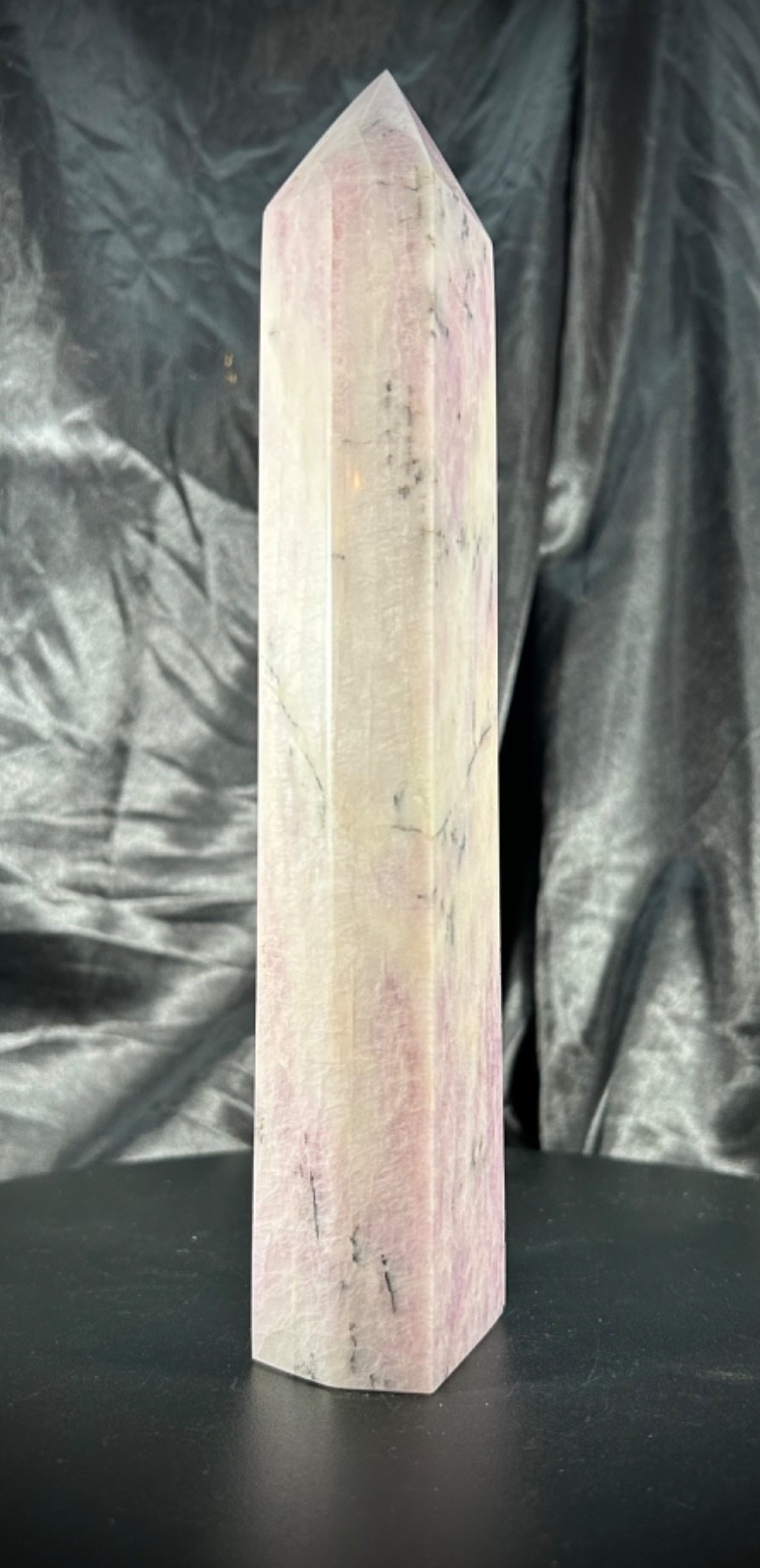9″ Amazing Kunzite Tower 1b 14.4oz (863 grams) UV Reactive
