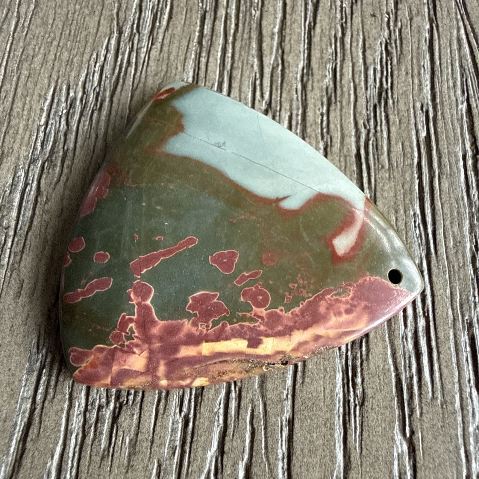 Beautiful Dragon Bloodstone Triangle Pendant – Item #226