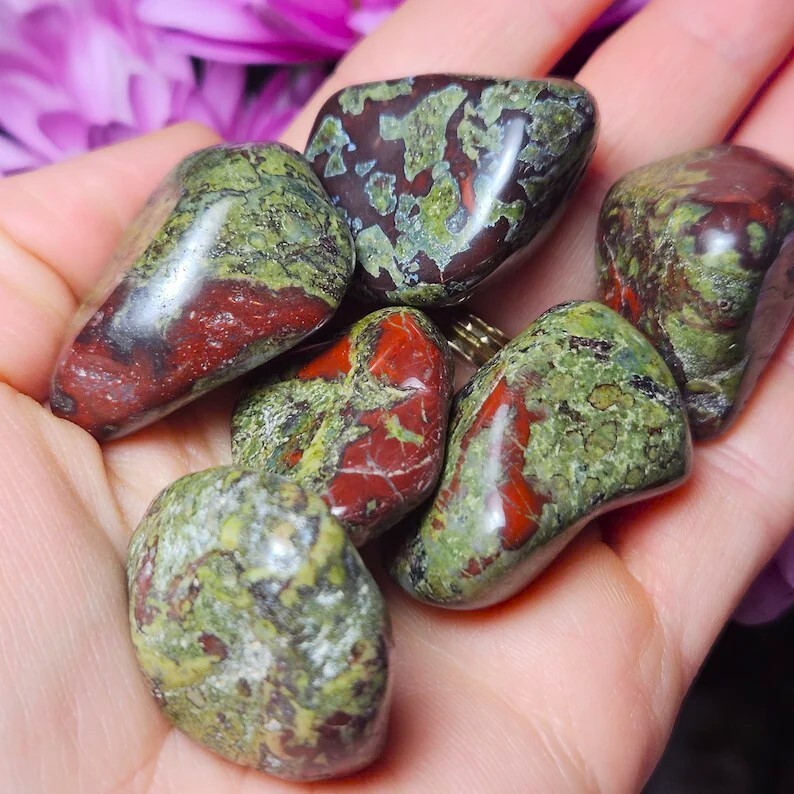 1 Pcs Tumbled Bloodstone Jasper Pocket Stone Green Gemstone, Buy 2 get 5 free