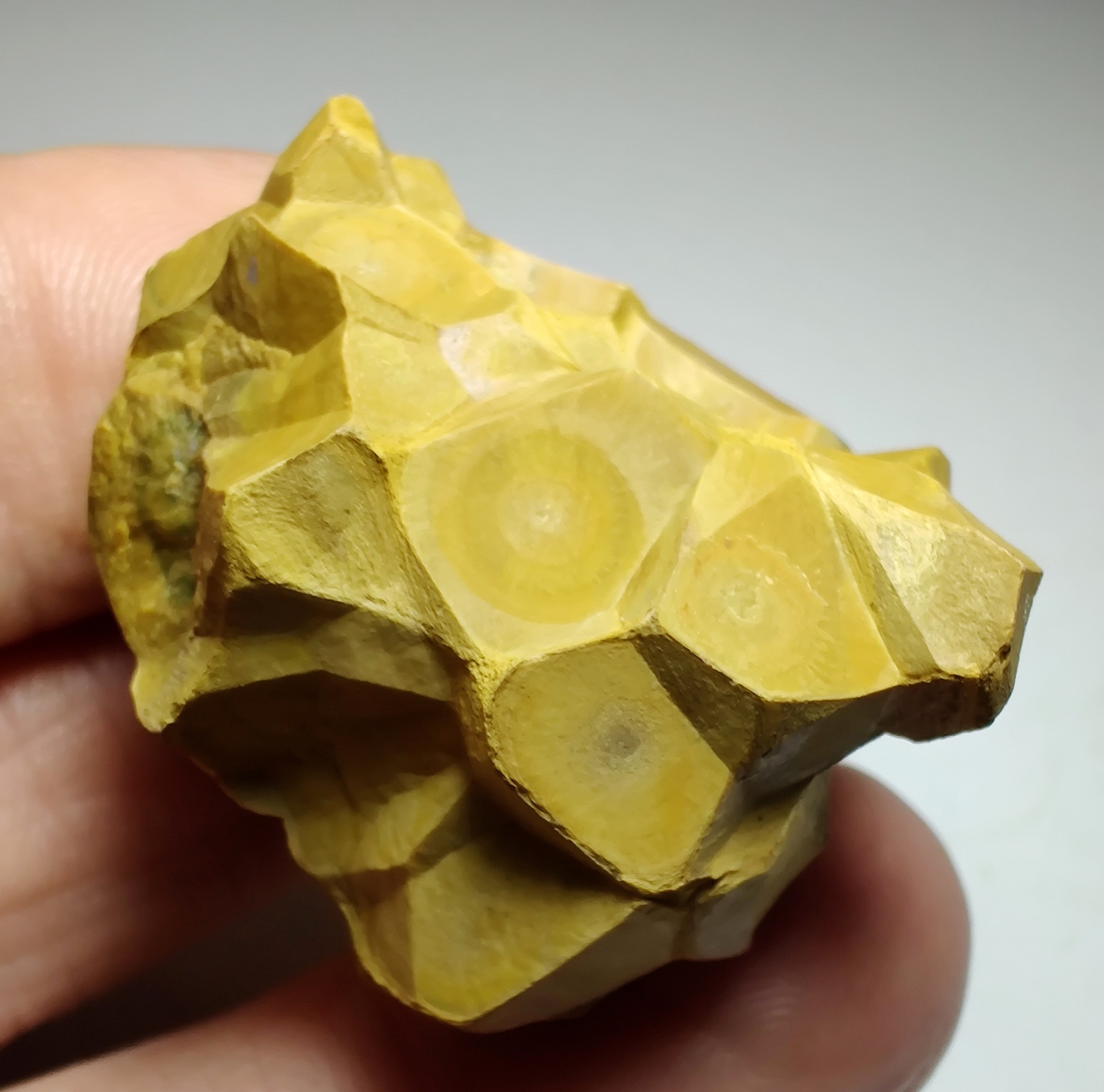 Ocean Jasper with very unique form. Kabamby, Madagascar. 39 grams.