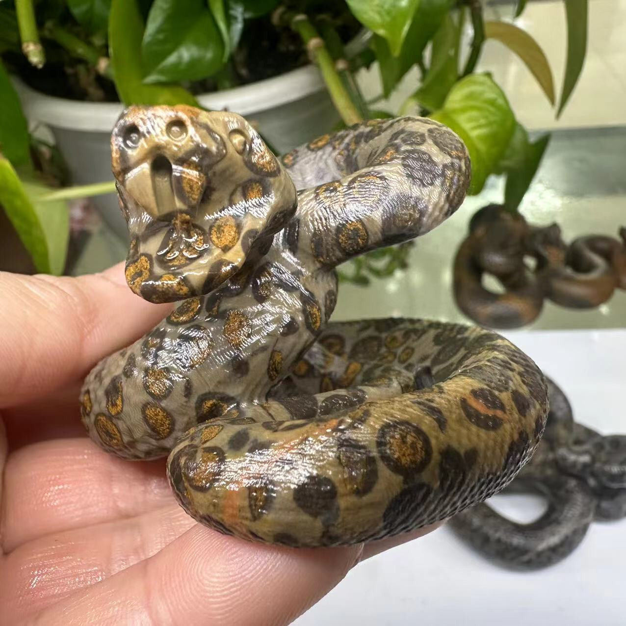 1pc Natural Quartz hand carved snake Crystal reiki healing decor gift
