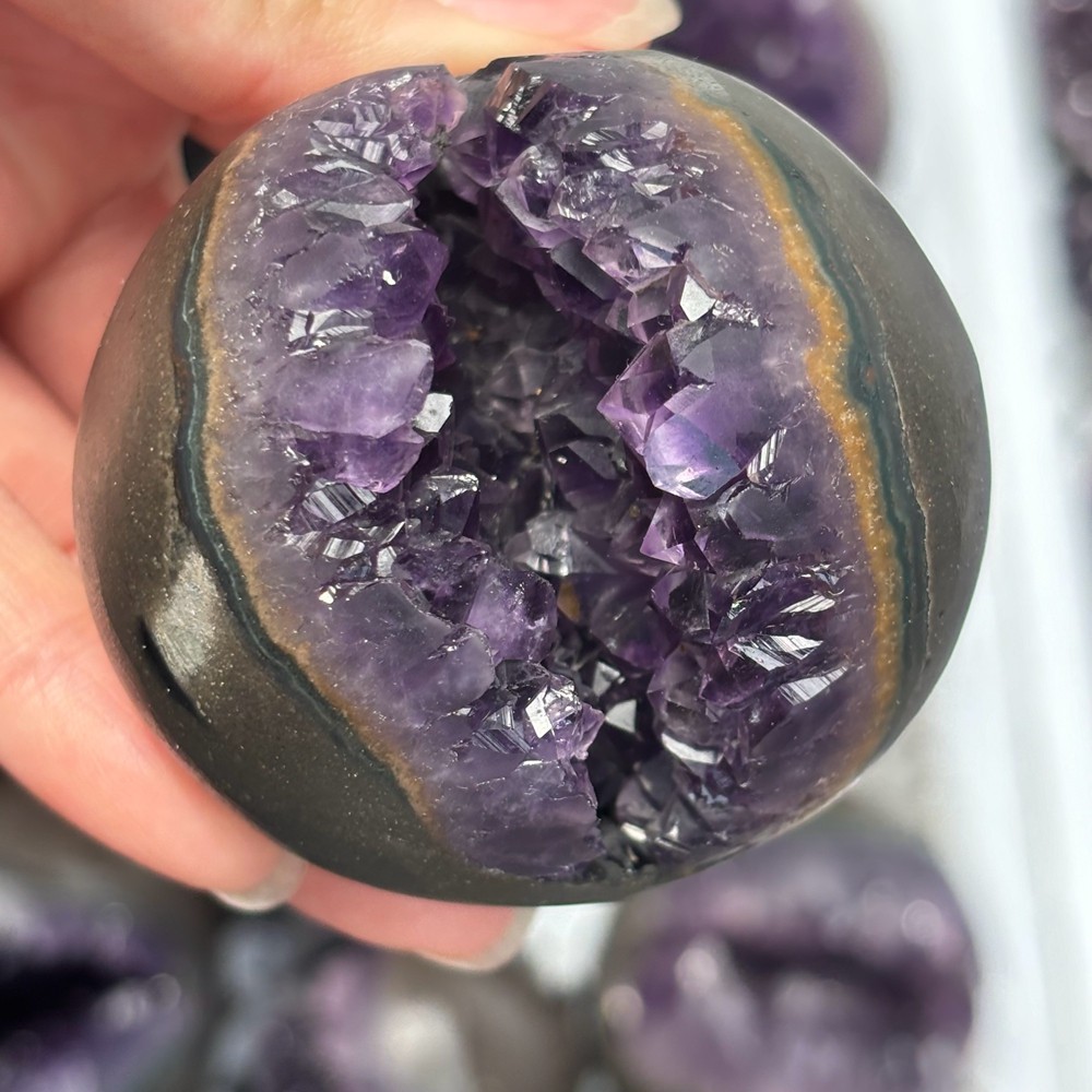 1pc Natural Amethyst crystal cave sphere Crystal gedoe ball decor healing 200g+
