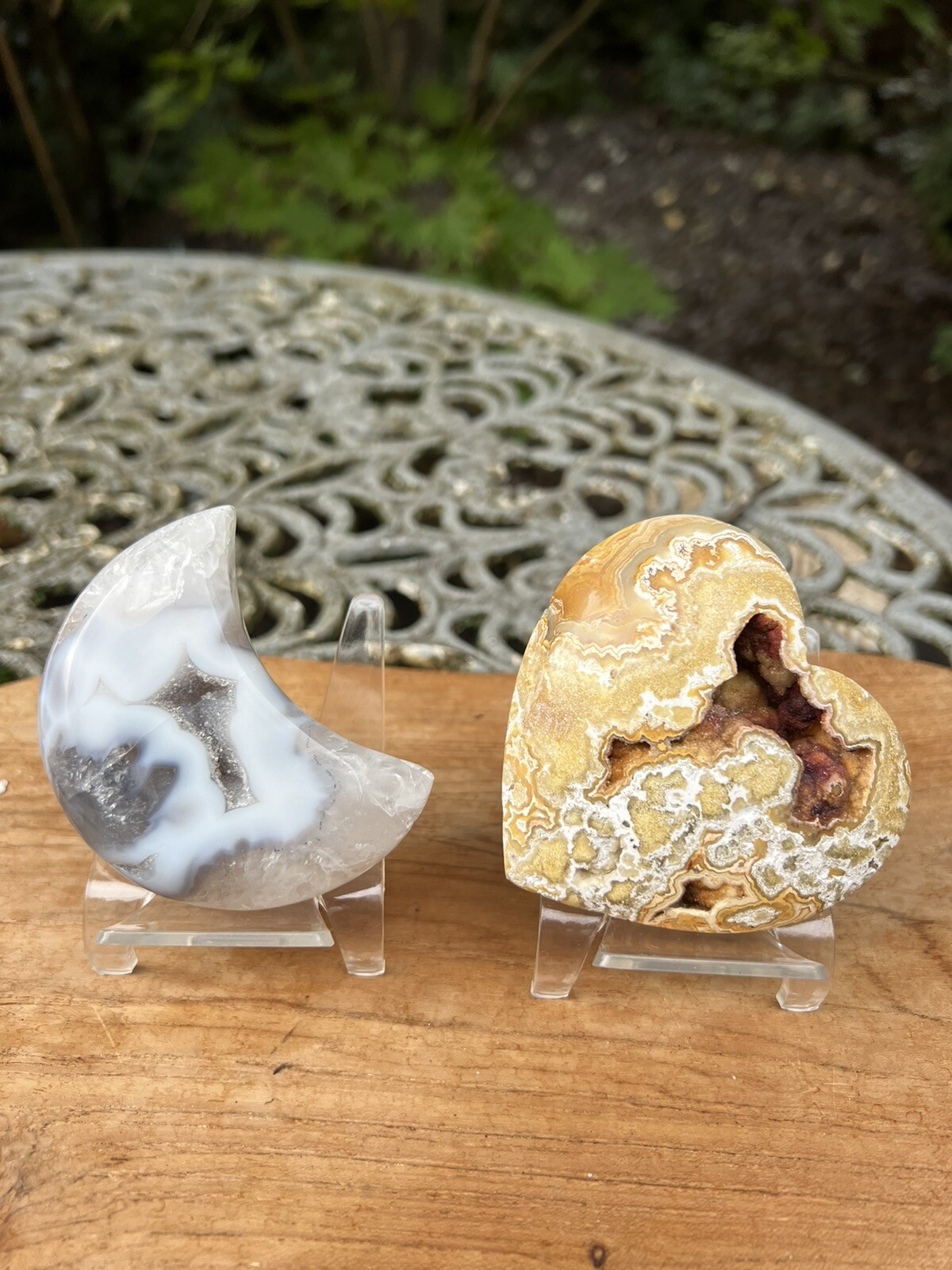 Plastic Crystal Stand Display for Hearts Slabs Slices x 2 6cm