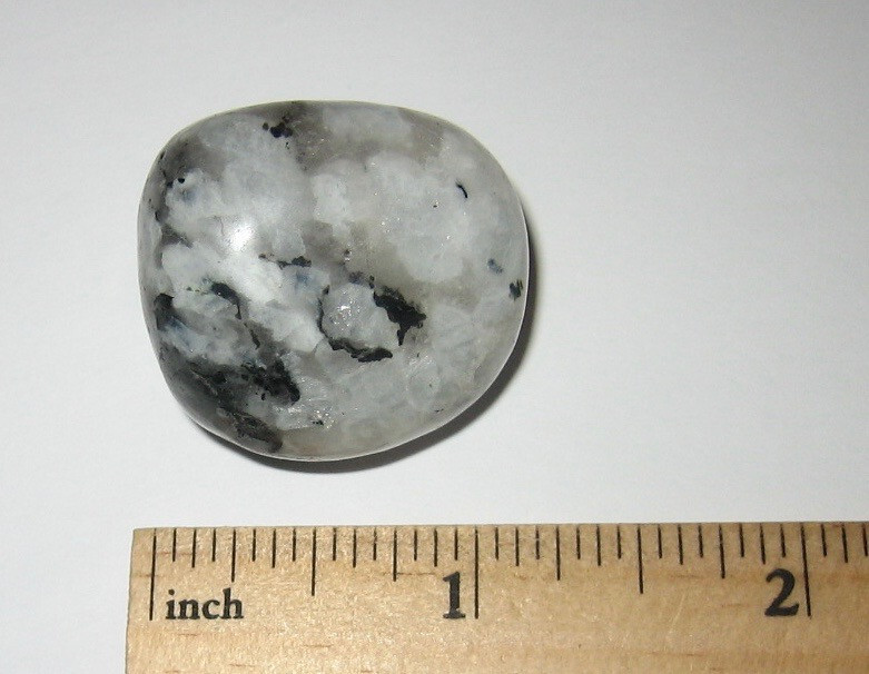 1.25″ TUMBLED POLISHED NATURAL RAINBOW MOONSTONE CRYSTAL STONE INDIA ~ 29.1g *1