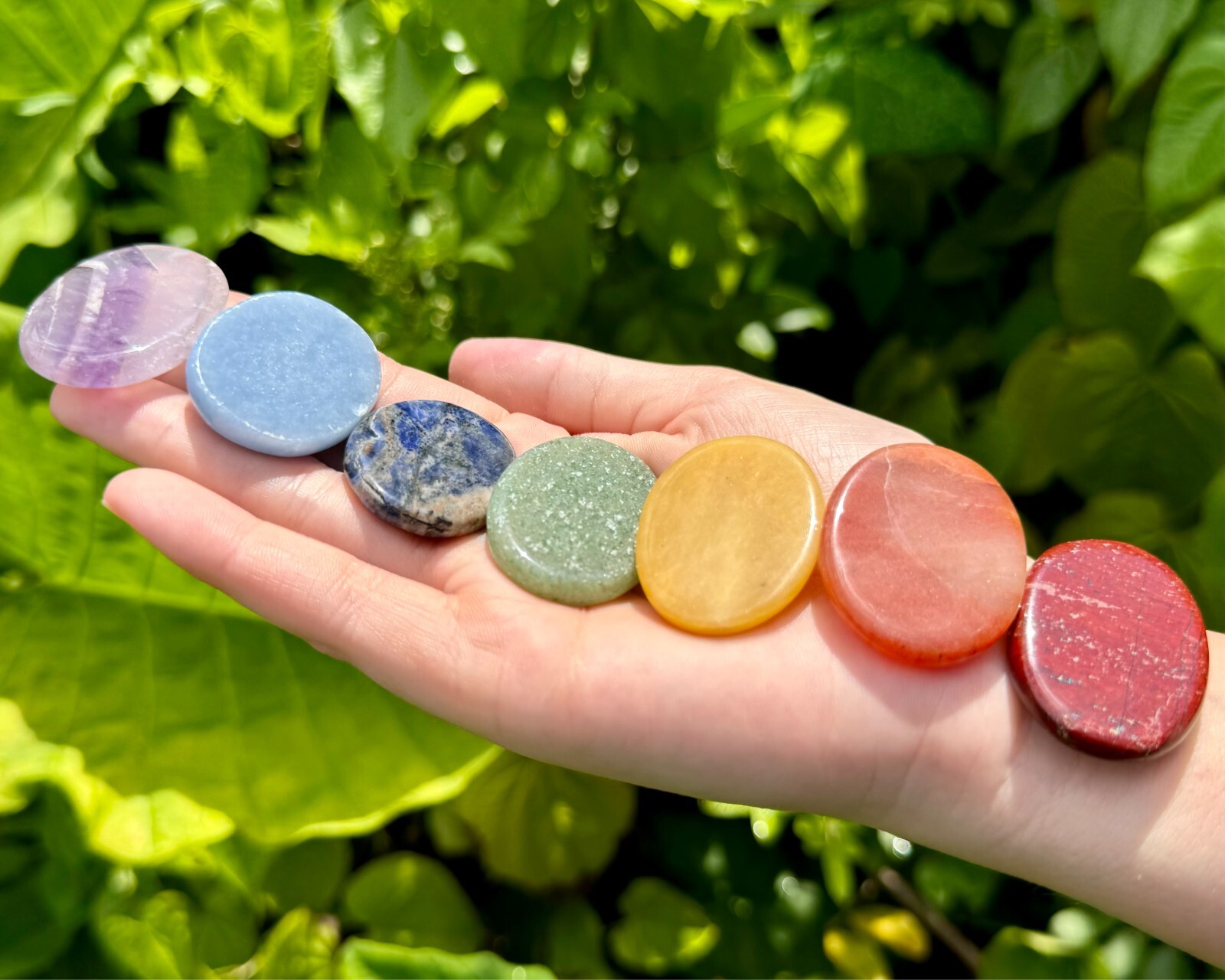 7 CHAKRA Palm Stone Set with Pouch (7 Chakra Crystal Set, Beginner Crystals)