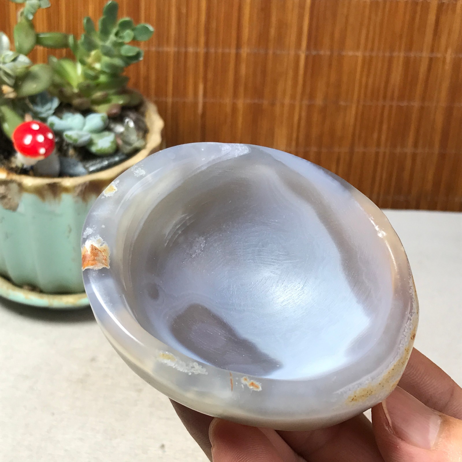 81-69-34mm Natural Polished Agate Carved Stone Rock Ashtray Ash Tray 177g A6319