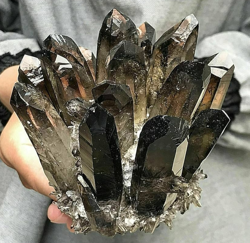 300g+ Natural Smoky Quartz Cluster – Stunning Earthy Crystal Specimen